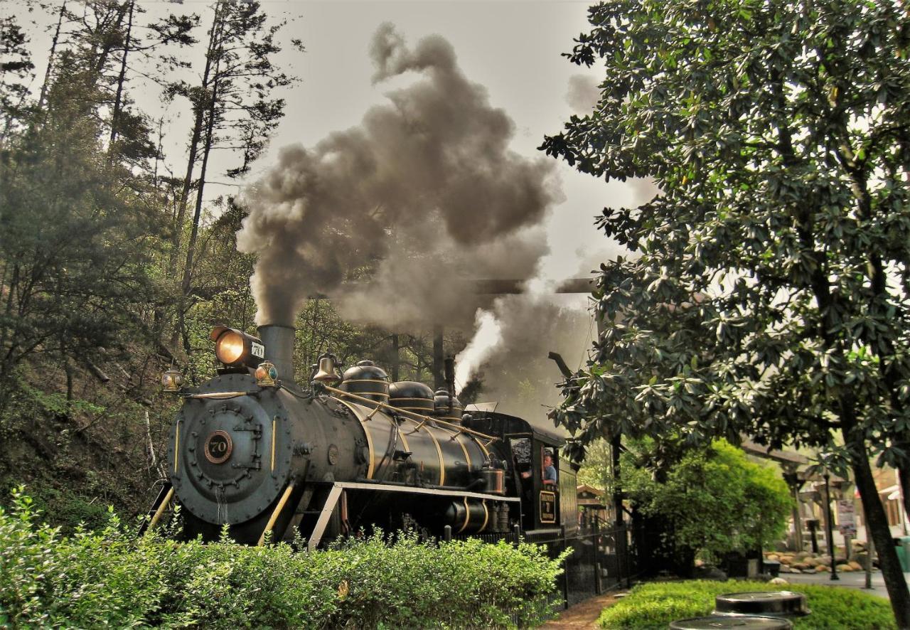 Rest Assured, Wifi, 1089 Free Tickets Each Paid Day, Dollywood And More Pigeon Forge Eksteriør bilde